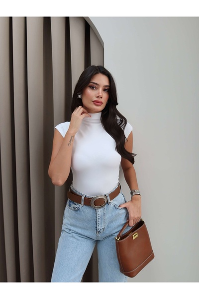 ESRAHELVACI Zero Sleeve Basic Blouse