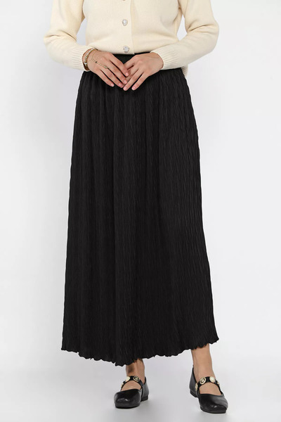 julude Black Elastic Waist Self-Patterned Hijab Skirt (Available in Sizes S, M, L, XL)