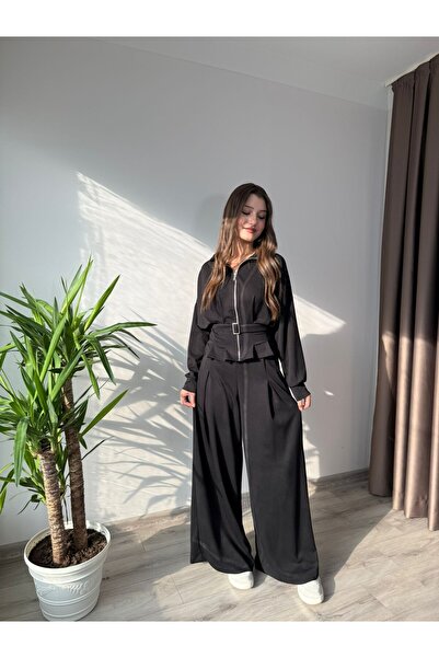 Reyhan Bilgin طقم بدلة رياضية مودال بتفاصيل حزام