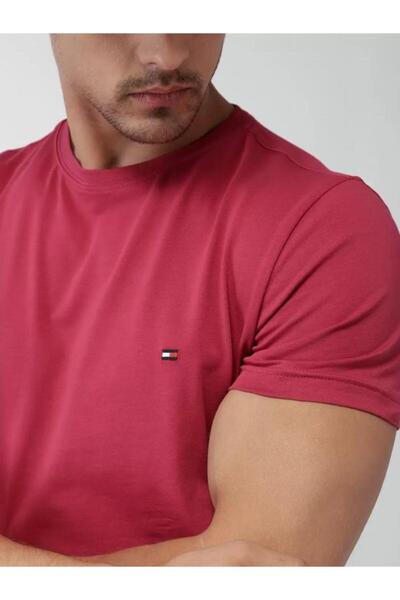 Tommy Hilfiger Men's Slim Fit T-Shirt