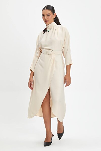 SERPİL Yaka İşlemeleri ve Yırtmaç Detaylı Elbise 40327