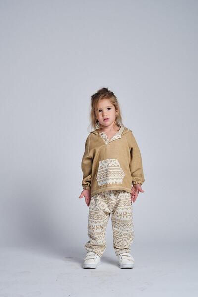 MiaBaby طقم مكون من قطعتين بنمط عرقي للجنسين مع جيب كنغر