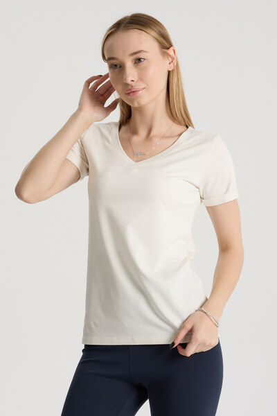 Perché Women's Regular Fit Sleeve Folded V-Neck T-Shirt