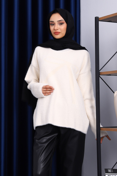 İmajButik Cream Crew Neck Patterned Angora Soft Knit Sweater