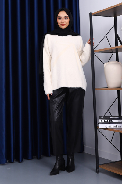 İmajButik Cream Crew Neck Patterned Angora Soft Knit Sweater