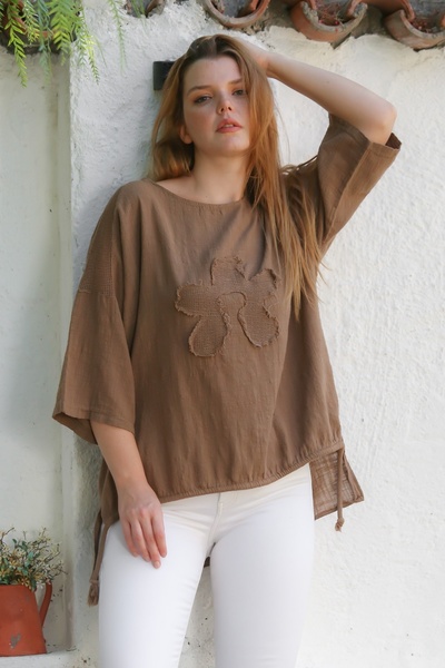 Chiccy Μπλούζα από οργανικό βαμβάκι καφέ με λαιμόκοψη 3/4 μανίκια με διχτυωτό λεπτομερές απλικέ στο πίσω μέρος μακριά υφασμένη μπλούζα 70 68