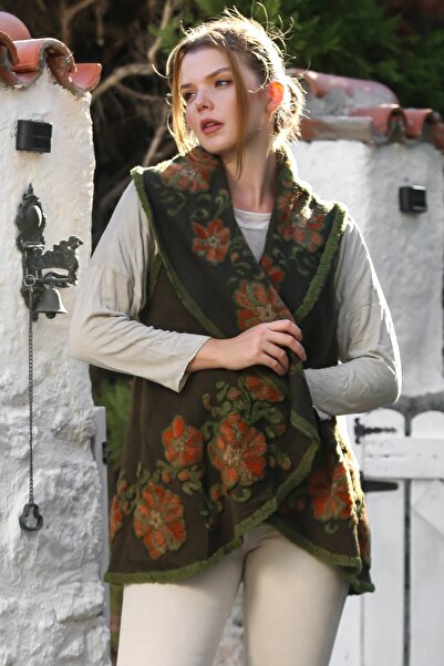 Chiccy İtalyan Haki Şal Yaka Kolsuz Dokulu Kapamasız Cepsiz Süzene Nakışlı Kaşe Dokuma Yelek 75 65