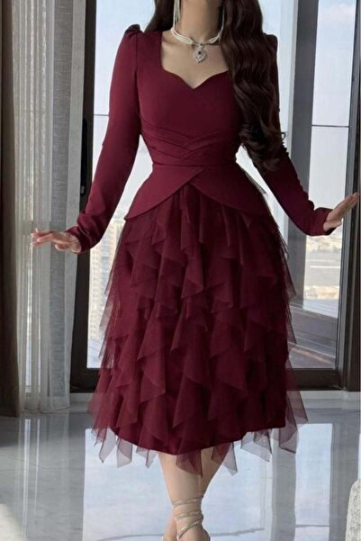 JOUNGIER Red dress on soft tulle