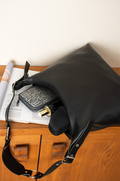 Ebitte Woman Bags Luxury Shoulder Bag with Casual Inner Pocket Detail