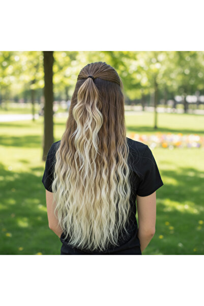 Afrodit Giyim ألياف صناعية رقيق مموج نصف قمر + 2 مشبك جانبي / أومبري بلاتينيو...