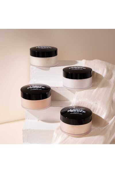 FOR LOVER Loose Setting Powder – Lightweight formula gives your skin a smooth, long-lasting matte finish.