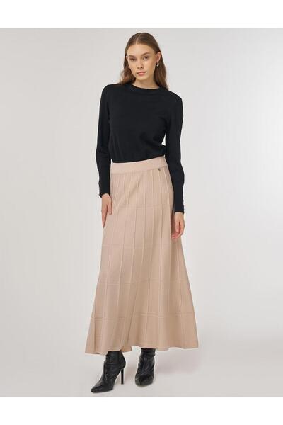 Kayra Knitted Skirt with Stitch Detail Cream