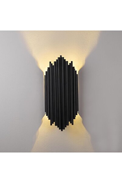 MOİRA Rustic Metal Single Wall Sconce with Tufts in Black, Ambience Wall Ligh...