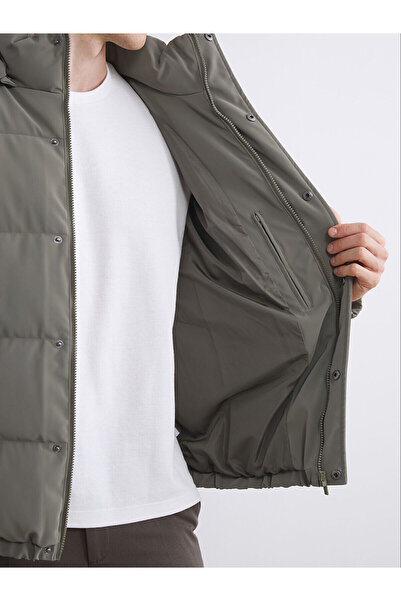 LC Waikiki Ανδρικό πουπουλένιο παλτό İzr New Season Comfortable Fit K με κουκούλα