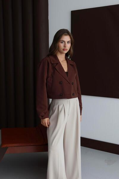 Jeevee Short Double-Breasted Cropped Trench Coat