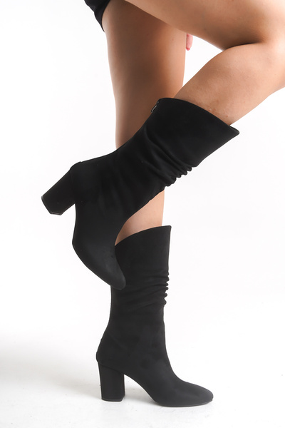 Limeo Γυναικείες μπότες με χοντρό ψηλό τακούνι με λεπτομέρεια με κορδόνι με φερμουάρ στην πλάτη, μεσαίου μήκους, μαύρες