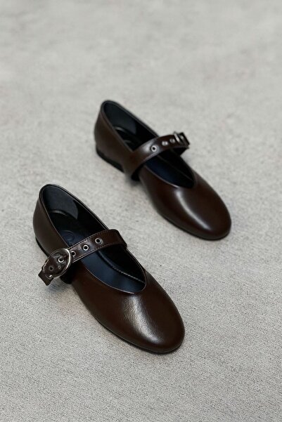 DUXAL SHOES Esta Brown Buckle Detailed Mary Jane Women's Ballet Flats