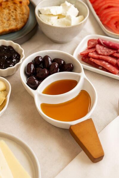 Akkoyunlu home Three-Compartment Wooden Handle Acacia Snack Bowl, Sauce Bowl Cheese Presentation Plate Serving Plate Kayık