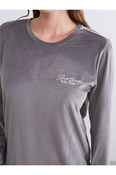 LC Waikiki Sparkling Choices from Shining Store | Crew Neck Embroidered Velvet Women's Pajama Set