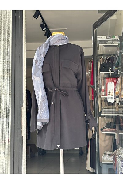 Butik Kısa Fermuarlı Kap