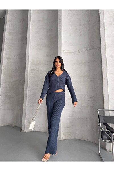 Lovely butik ΓΥΝΑΙΚΕΙΟ ΣΕΤ ΠΑΝΤΕΛΟΝΙ ΖΑΚΕΤΑ ΜΕ ΚΟΥΜΠΙΑ ΜΠΡΟΣΤΑ ΚΑΙ ΛΟΥΡΙΑΤΟ Σ...