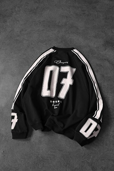 Slatra Men's Black 07 Champions Printed Oversize Sweatshirt