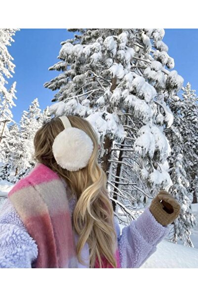 Wearflawless Plush Foldable White Earmuffs, Plush Winter Earmuffs for Protection from the Cold, Winter Gift