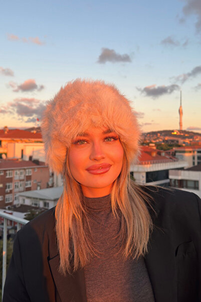 Mavelle Women's Beige Russian Style Kalpak |   Slavic, Mongolian Faux Fur Women's Hat