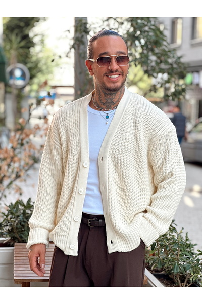 manch collection oversized Πλεκτή Κρέμα Βασικής Ζακέτας