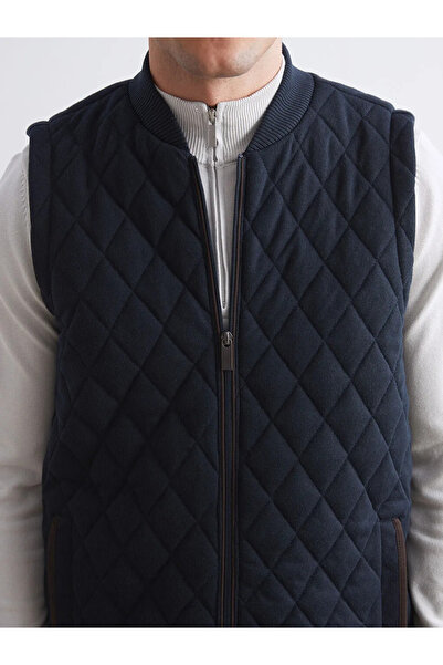 LC Waikiki LCWAIKIKI ClassicLacivert Standart Kalıp Kolej Yaka Erkek Yelek