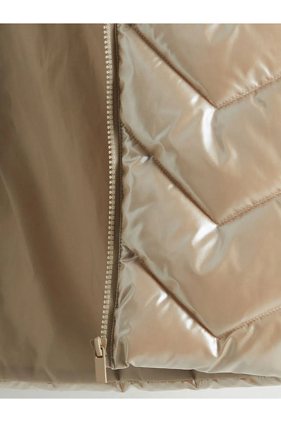 LC Waikiki LCW KidsGri Kapüşonlu Kız Çocuk Şişme Yelek