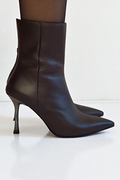 ERS Air Comfort حذاء نسائي بني من الجلد الطبيعي – كعب معدني رفيع بطول 9 سم عن...