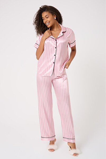 MİSS AYZA İÇTEN GELEN ŞIKLIK MissAyza V.S 2109 MODEL SET DE PIJAMALE SATIN CU MÂINĂ SCURTĂ ȘI LUNGĂ CU DUCĂRI