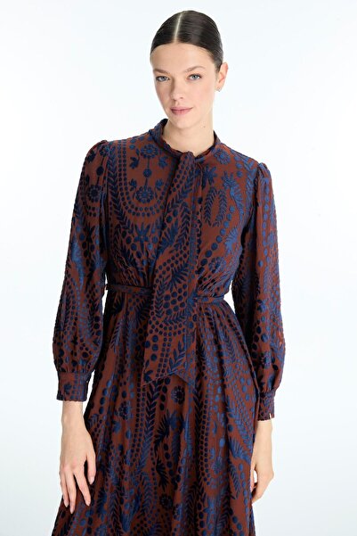 Zühre Desenli Fiyonk Yaka Detaylı Lacivert/Kiremit Elbise E-0536