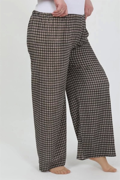 Akbeniz Модни дамски панталони от креп в голям размер, цвят кафе