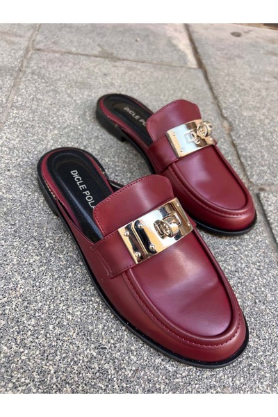 diclepolat Women's Burgundy Metal Buckle Closed Toe Mule Loafer Slippers