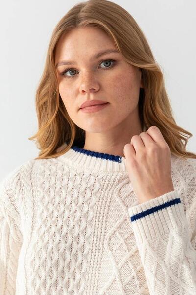 Noi Belis Crew Neck Knit Detailed Sweater Aw25Kz0041