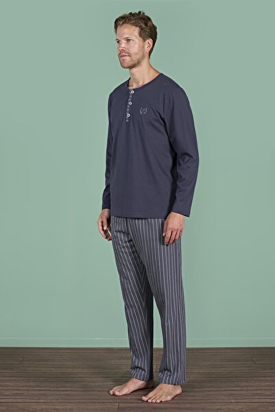 Pijadore Ανδρικό σετ πιτζάμες με μακρυμάνικο καπνιστό γιακά με λεπτομέρεια ρίγες στο κάτω μέρος C4T3N91