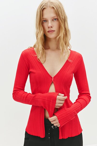 Pull & Bear Kopçalı uzun kollu top