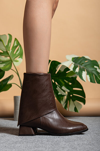 AYENDE MODA Ayende Store Trend Women's Brown Cowboy Short Boots with Zipper Detail Shine Bright in November