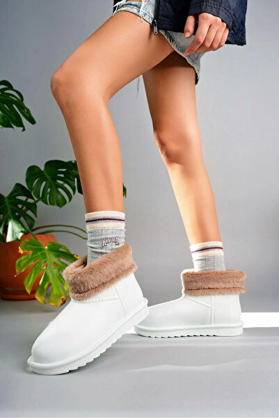 Afrodit Giyim حذاء موردي أبيض بيضاوي الشكل مقاوم للماء مع فرو من الداخل