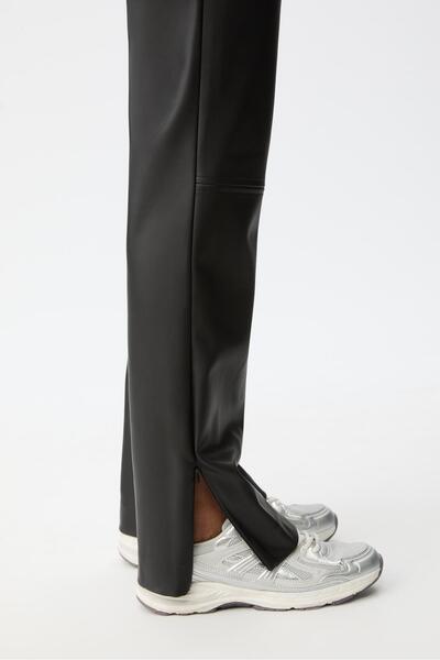 Stradivarius Suni deri düz kesim yan fermuarlı pantolon