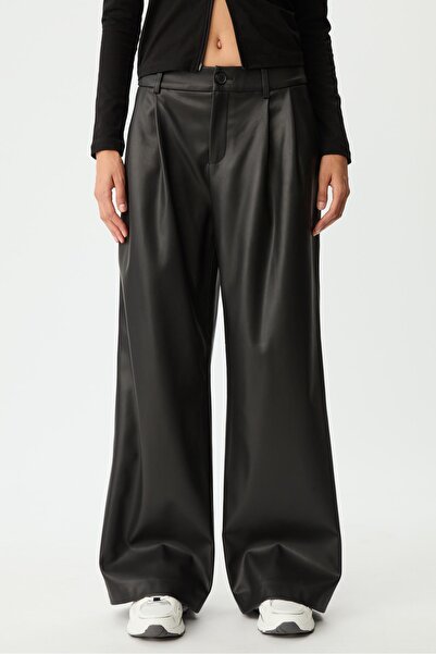 Stradivarius Suni deri pensli pantolon