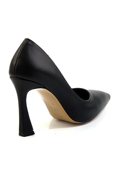 Bambi Siyah Kadın Klasik Topuklu Ayakkabı K01565015309