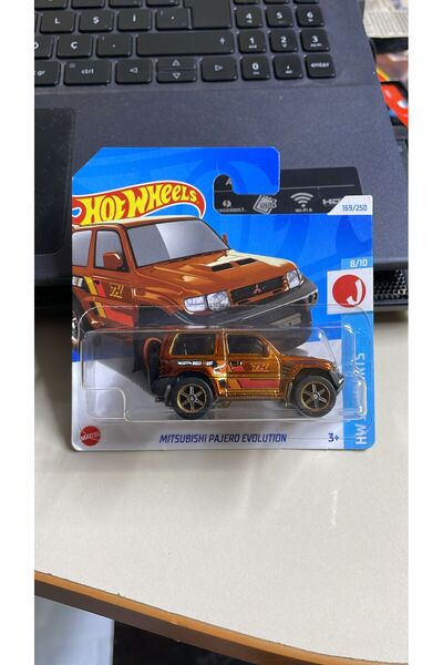HOT WHEELS Mitsubishi Pajero Evolution STH Super Treasure Hunt 1:64 Model Araba