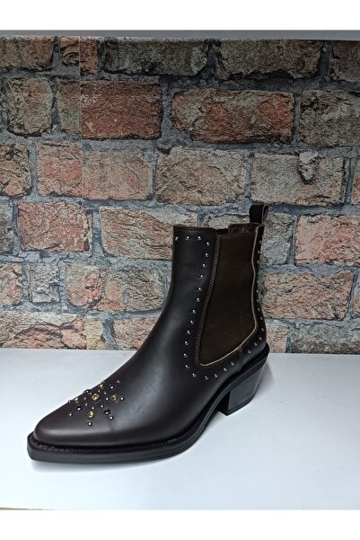 ÇAĞLAR Bot Çizme Orijinal, hakiki dana derisinden üretilmiştir. İç kısmı yün ...