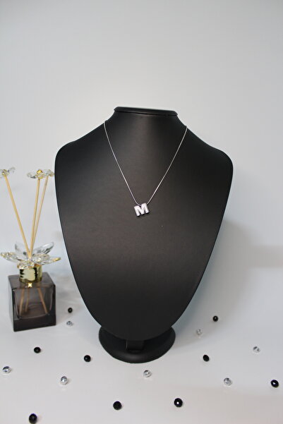Genel Markalar Gümüş M harfli taşlı çelik kolye