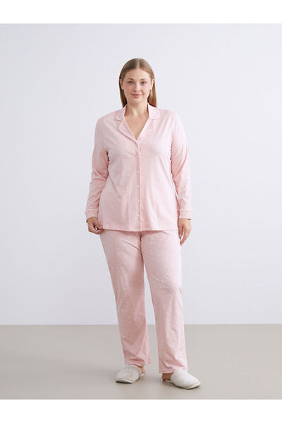 LC Waikiki Pembe Büyük Beden Gömlek Yaka Kalp Baskılı Kadın Pijama Takımı