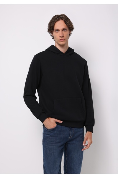 Colin's Regular Fit Men's Black Sweatshirt