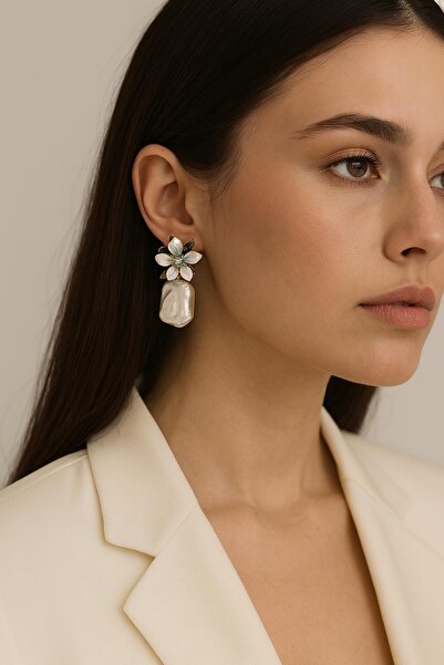 New Obsessions Barok İncili Çiçek tasarımlı Kadın Küpe